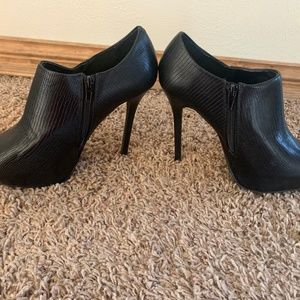 Open toe platform booties